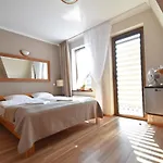 Aparthotel Mikołajki *