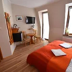 Aparthotel Mikołajki *