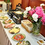 Aparthotel Mikołajki *