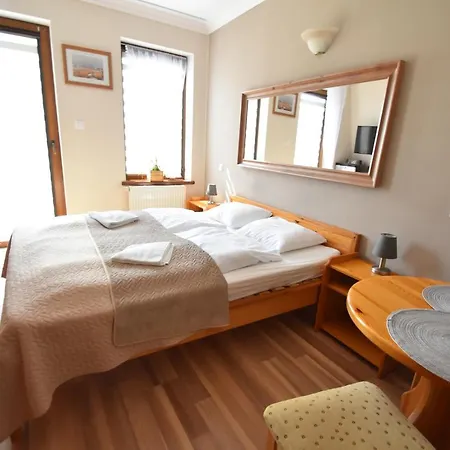 Aparthotel Mikołajki 3*